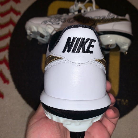 Los Angeles Nike Cortez baseball cleats - Picture 3 of 9